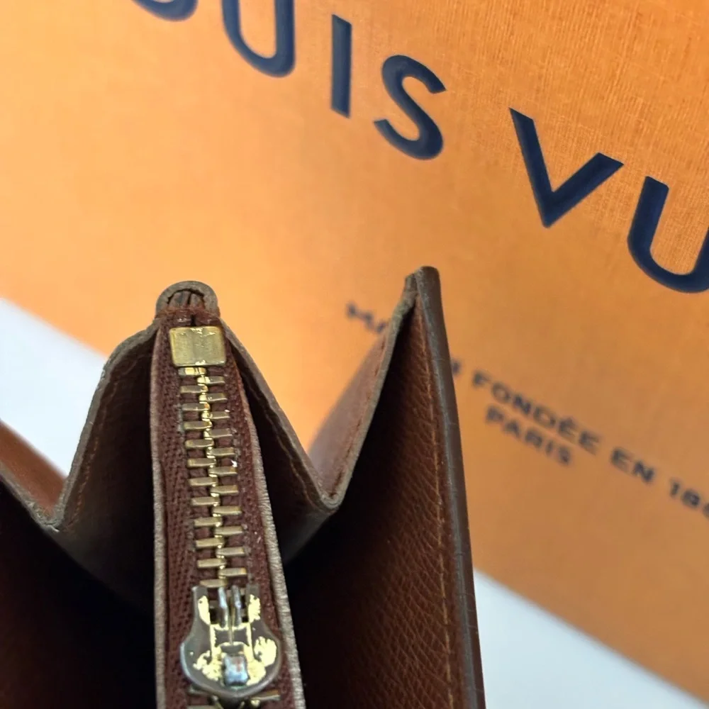 Louis Vuitton Brown Sarah Monogram LongWallet